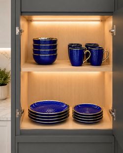 Dinnerware Set (16 piece)