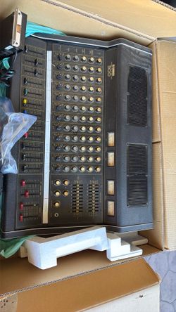 Yamaha 300 Soundmixer