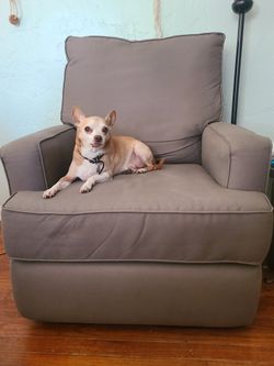 Comfy Upholstered Swivel Rocker No Rips Or Stains $30