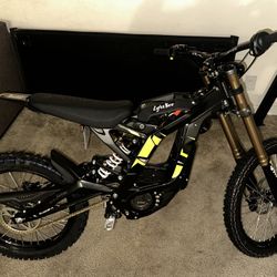 2025 Surron light bee 