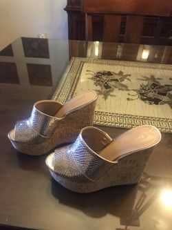 Gold Platform Heels Size 6