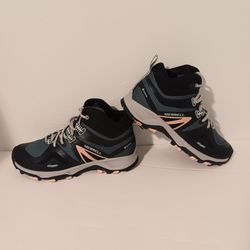 Merrell Hiking Boots Size 7 Women