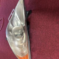 2011 Hyundai Sonata Limited - Front-Right Headlight