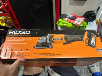 Ridgid combo kit grinder 4.0 battery and charger sake!!!!