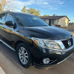 2016 Nissan 