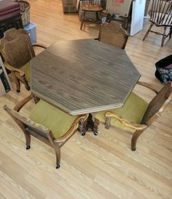 Vintage Walnut 70s era Gaming / Dining room table with 4 soft pad...