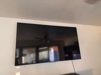 80” Sharp AQUOS TV