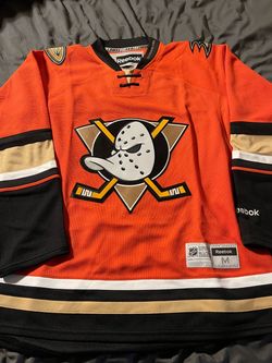 Reebok Anaheim Ducks NHL (2015-17) Orange Jersey Size Medium New with tags!!