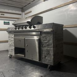 Charmglow grill : Outdoor Kitchen · Stainless Steel · Platinum Grill