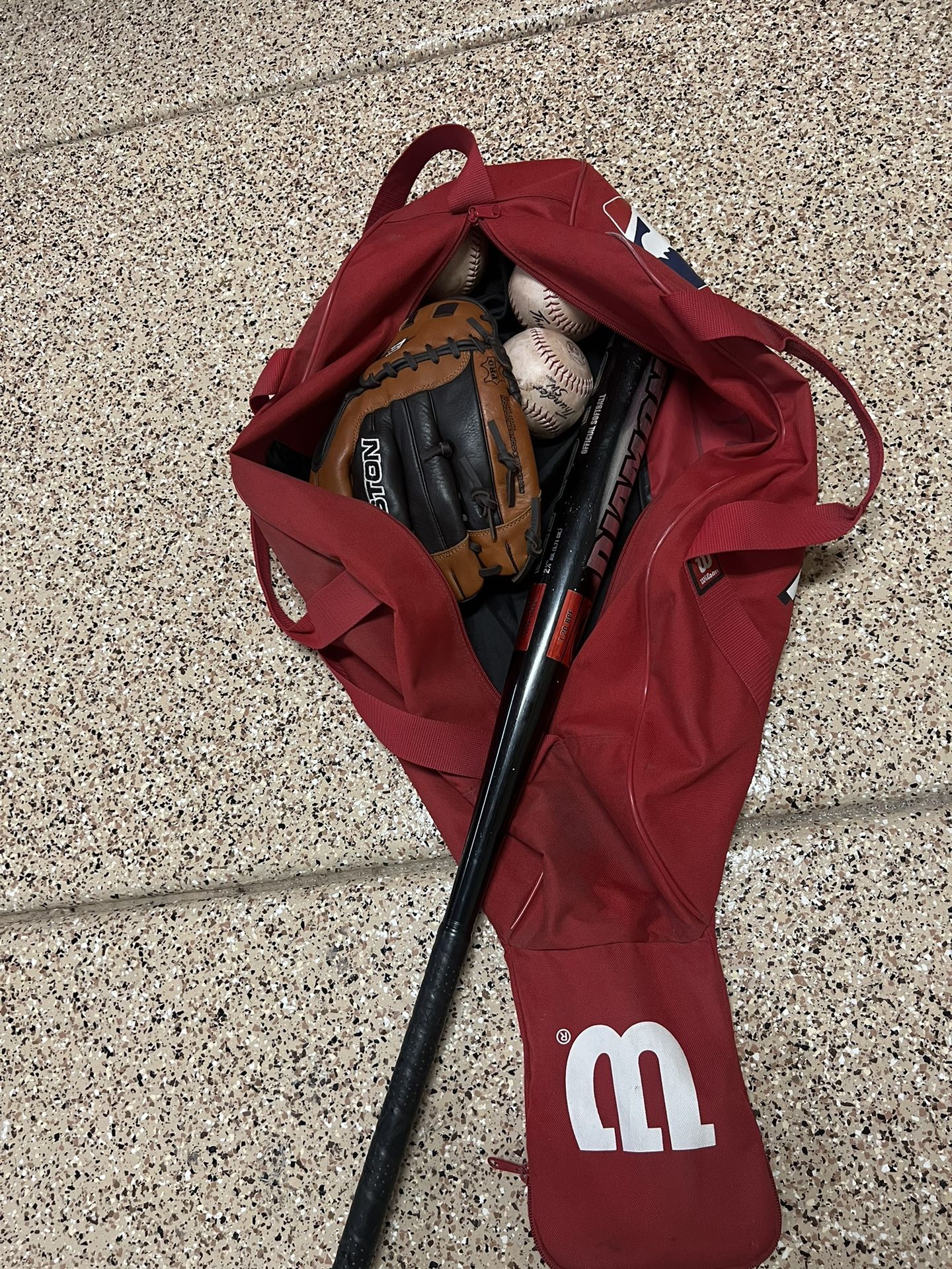Baseball Bat And Balls And Glove Set for Sale in Peoria, AZ OfferUp