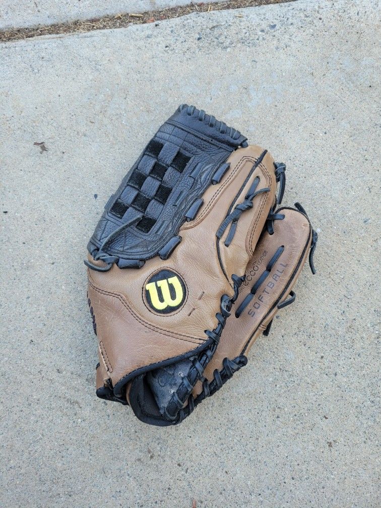 Wilson Softball Glove