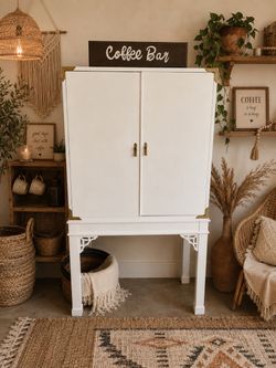 GORGEOUS Vintage Coffee Wine Bar Display Cabinet BOHO CHIC