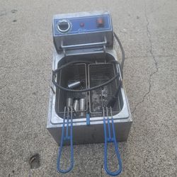 Globe Electric Fryer 