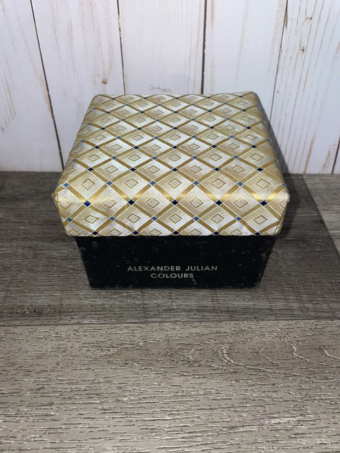 Alexander Julian Colours Tie Set