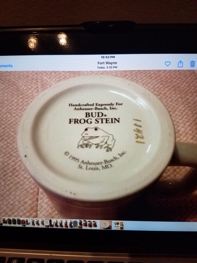 Budweiser FROG stein..New