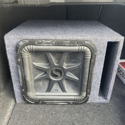 12in Kicker Box With Amp 700