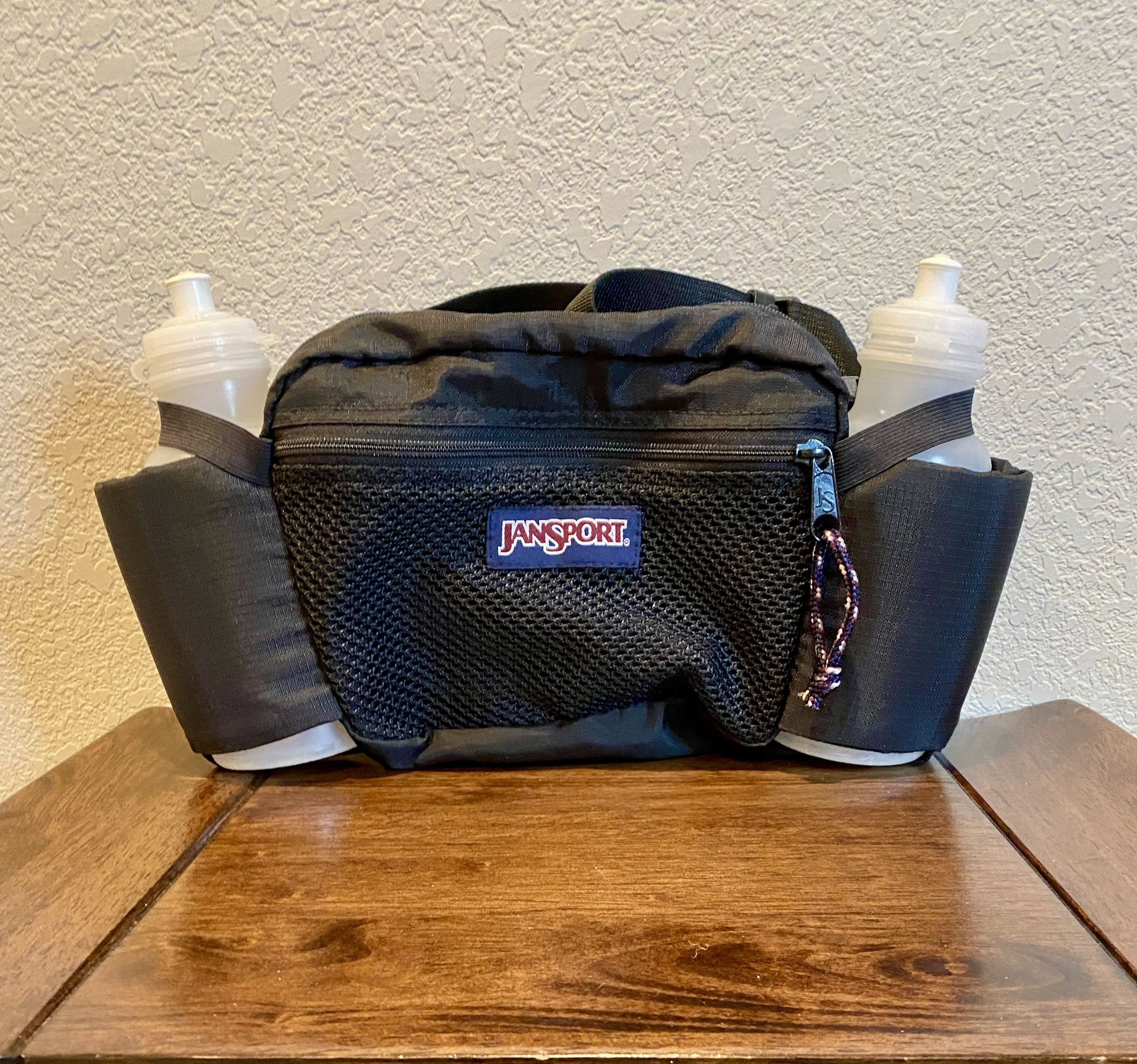 NEW JanSport Hydration Waist Bag With 2 Water Bottles