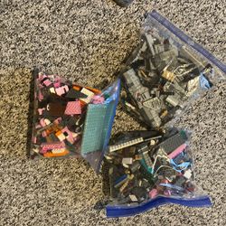 Legos Multiple Sets… and some randoms mixed in. 