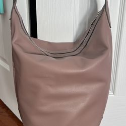 10x13x8 beautiful/spacious peach leather shoulder bag 