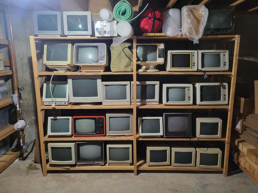 Vintage Computers. Apple, IBM, Commodore, Atari, Misc