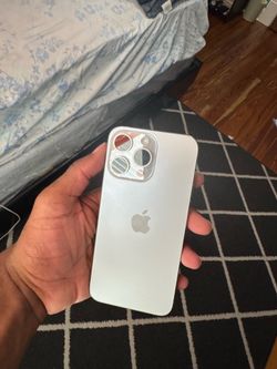 iPhone 15 Pro Max (256Gb) - White Titanium