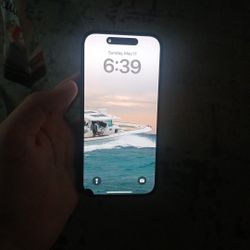 iPhone 15 – 256GB – Excellent Condition – Great Deal!