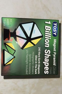 TOSY Magnet Pyramid