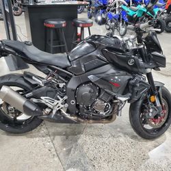 2017 Yamaha FZ-10