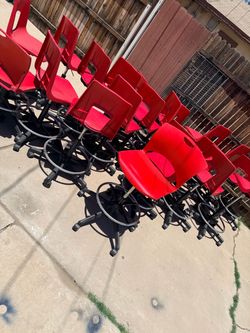 Classroom Select Traditional Pneumatic Lift Chair $20 each