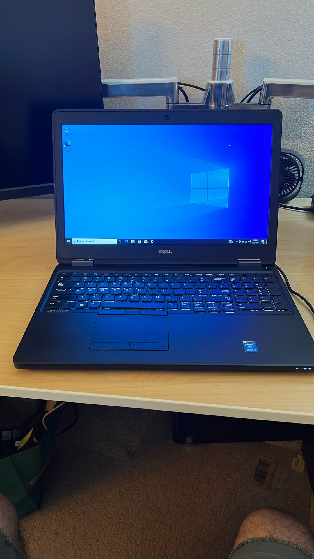 Dell Latitud E5550 Laptop Windows 10 Pro