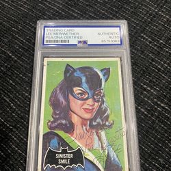1966 Topps Batman Signed Lee Meriwether Catwoman Sinister Smile #27 PSA/DNA
