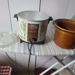 4 Quart Crock Pot