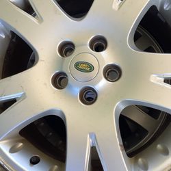 Land Rover / Range Rover Tires