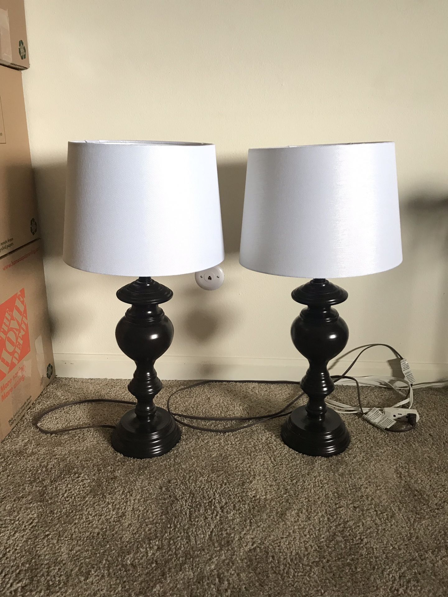Lamp set (very dark brown and white shades)