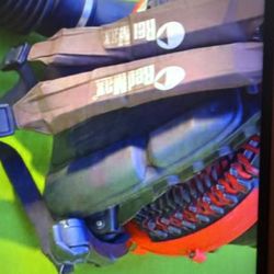 Almost New Redmax 8560.  Still Looks New Works Perfect