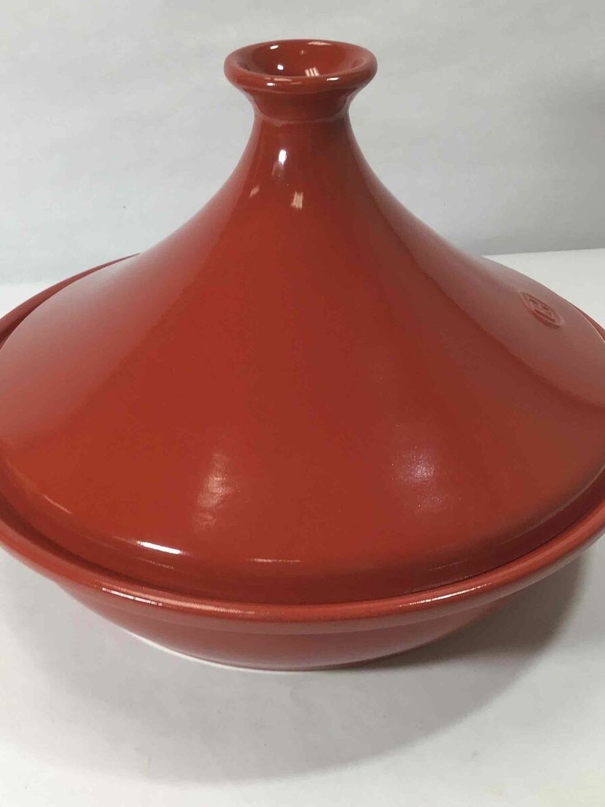 Tagine 1508354 Emile Henry Flame Ceramic Tagine 2.6 Quart Burgundy
