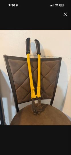 Bolt cutters 24”