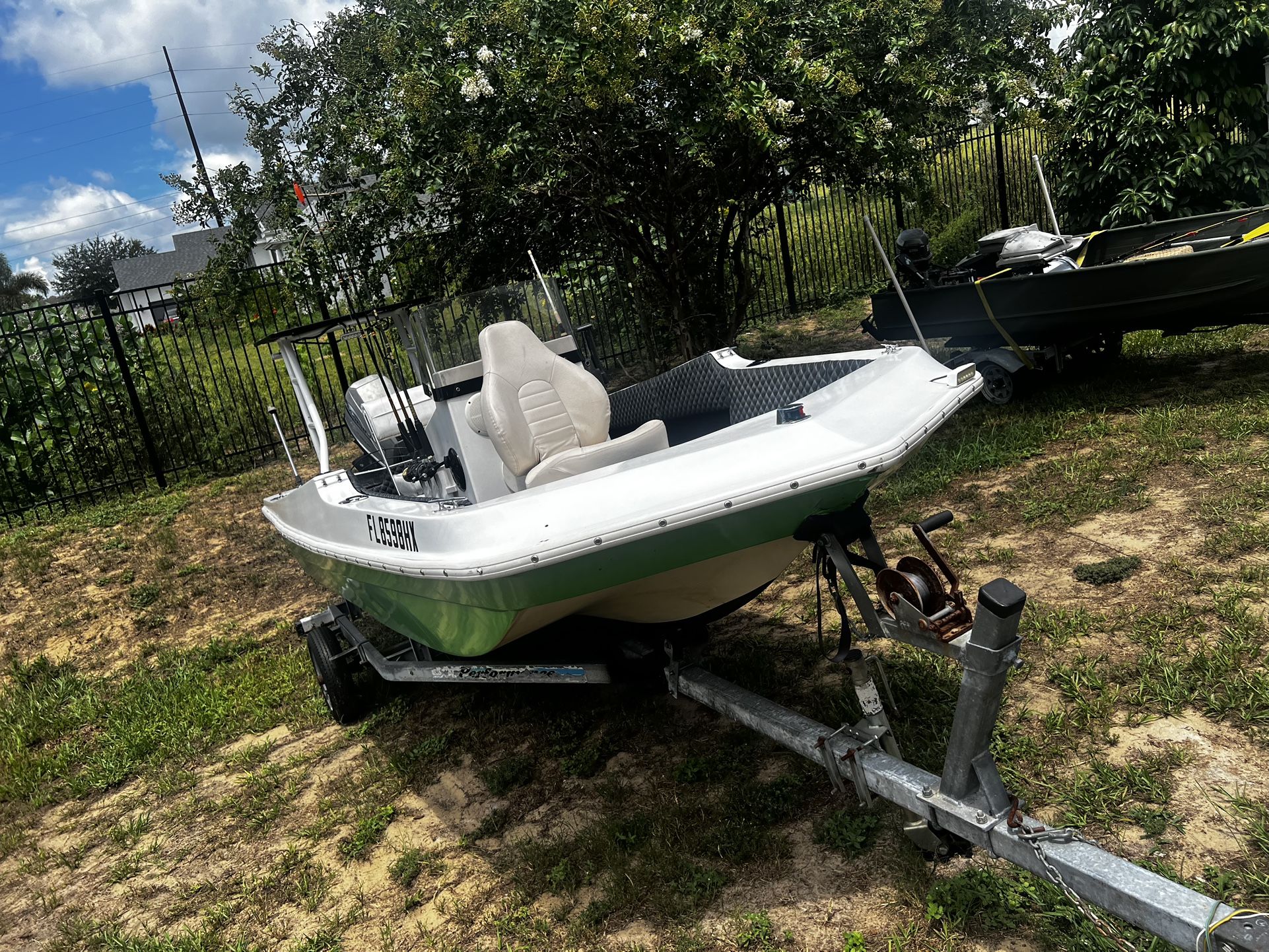 17 Ft Skiff
