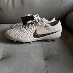 Nike Tiempo Legend 10 Elite Rising Gem Pack FG Size 6