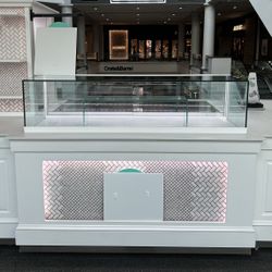 Retail Kiosk with Refrigeration – Very Good Condition | Approx. 56 SF