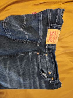 Levis