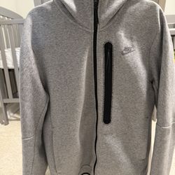Nike Tech Hoodie 