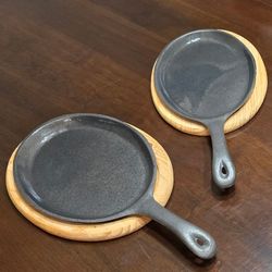 2 Pre-Seasoned Cast Iron Fajita Skillets