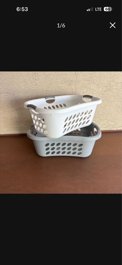 One Large Ultra HipHold White Laundry Basket