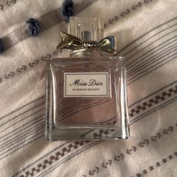 Miss Dior blooming bouquet