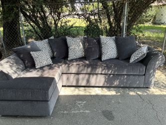 Sectional 2 pc gray