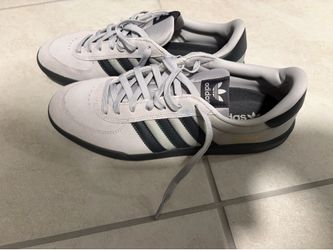 Adidas’s trainers mint condition