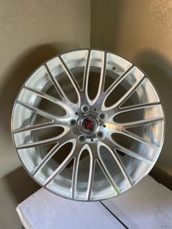 Brand new 18”x 5 five lug