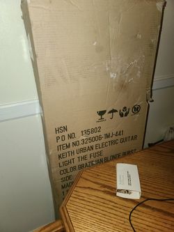 🔥Brand New In Box Keith URBAN  Guitar 🔥