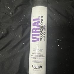Celeb Luxury Viral Hybrid Colorditioner With BondFix Lilac Color 8.25 Fl Oz